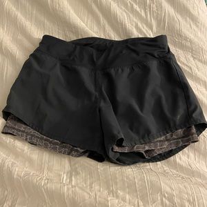 grey shorts + spandex